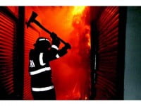 Incendiu de proporții în bazarul din Lunca Sucevei