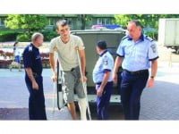 Recurs cu piciorul în ghips