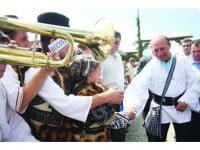 „Să trăiți bine !”