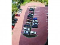 Numai autoritățile au acces în parcarea de lângă intrarea în spital