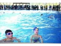 Liber la piscinele cu apă încălzită !