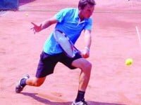 Alex Marasin, tenismenul sucevean care face performanță pe „stomacul gol”