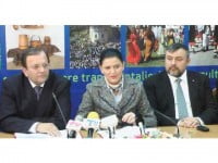 Anca Boagiu și Gheorghe Flutur au semnat contractul de modernizare a Aeroportului „Ștefan cel Mare”