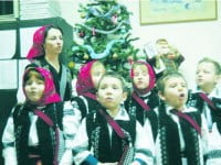 Primii colindători la „Crai nou”