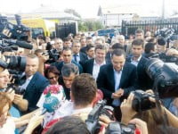 Premierul Victor Ponta a inaugurat noua grădiniță din Dumbrăveni